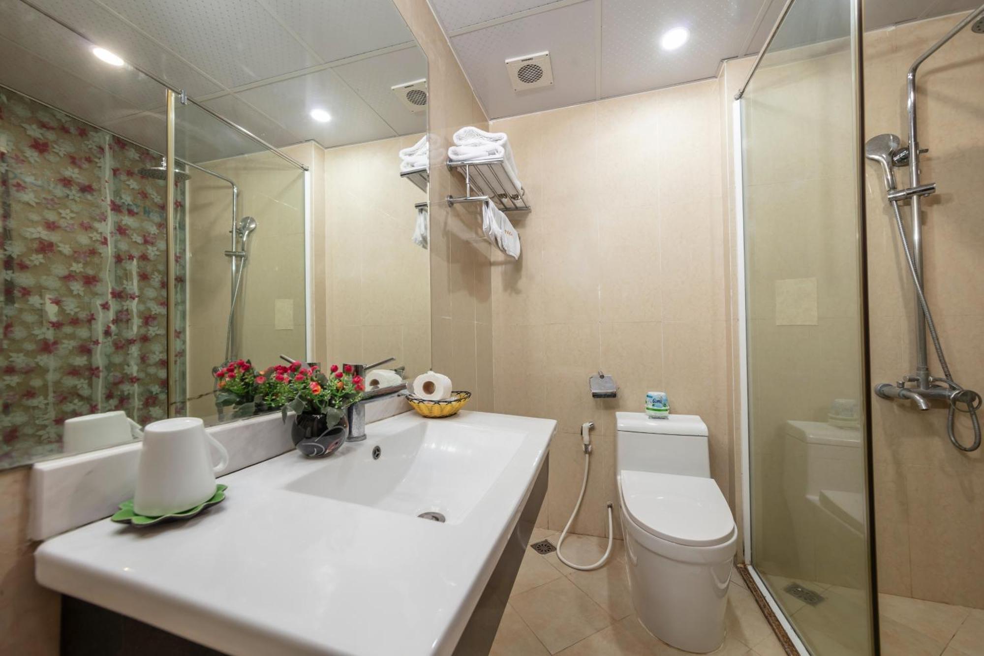 Millennium Hanoi Hotel Buitenkant foto