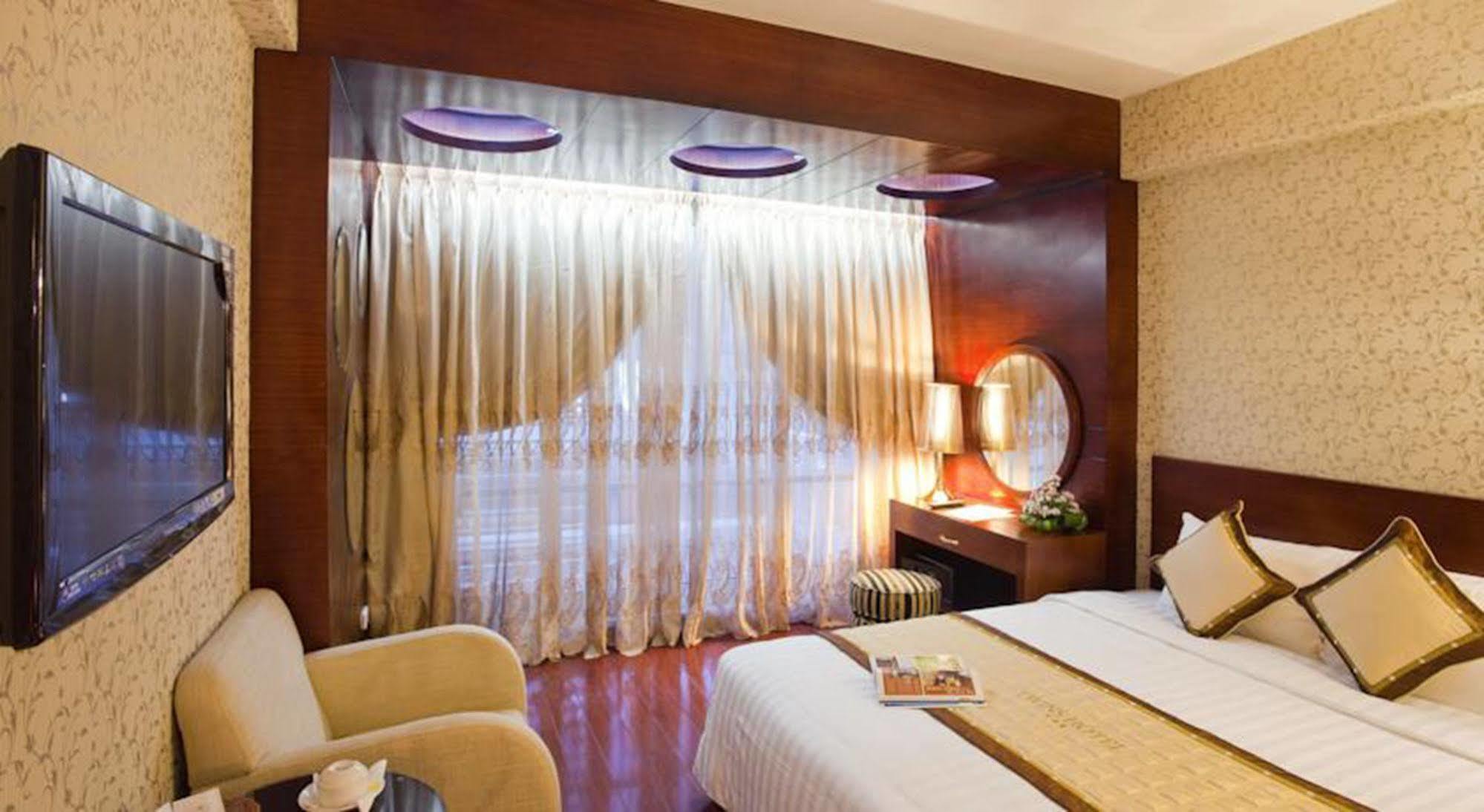 Millennium Hanoi Hotel Buitenkant foto